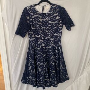 Shoshanna Midi Dress in Navy Lace size 4